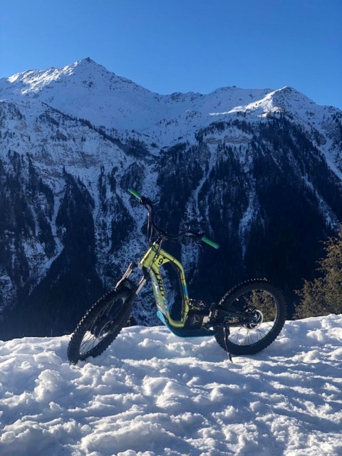 Trottinette sur neige