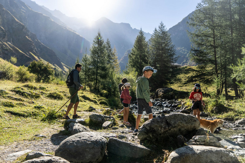 Hiking & walking