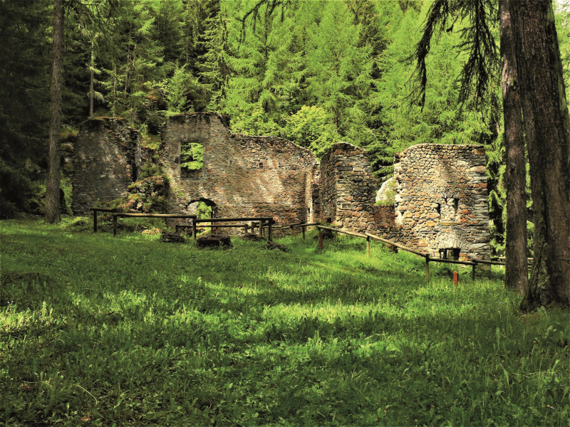 palais-de-la-mine-dr-2100	