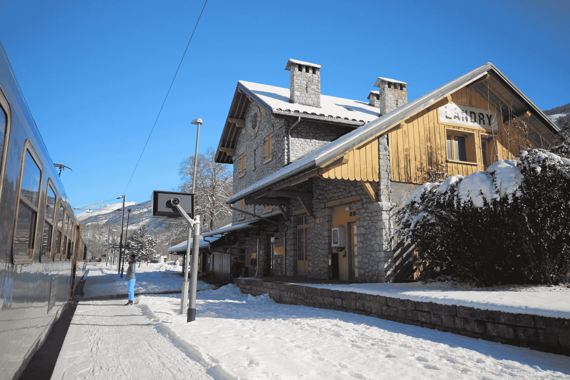 Landry Station - &copy; Daniel Elkan