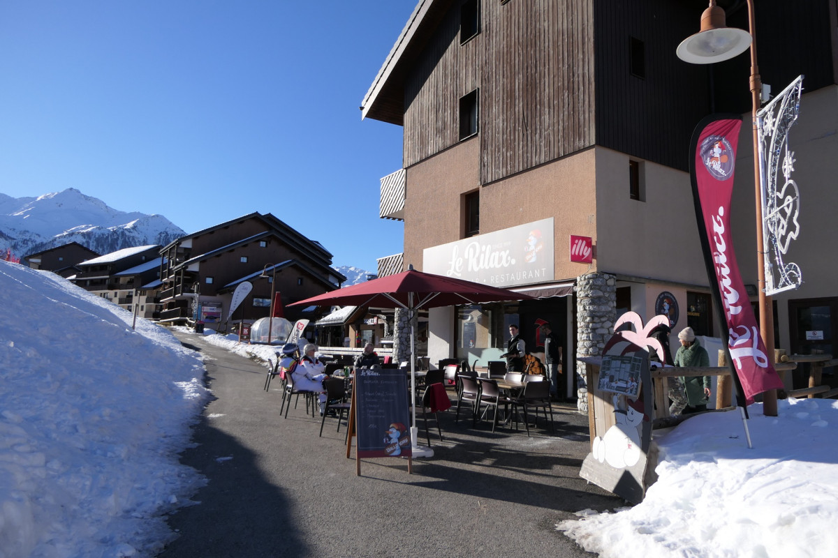 Rilax terrasse - © Office de tourisme de Peisey-Vallandry Rilax terrasse