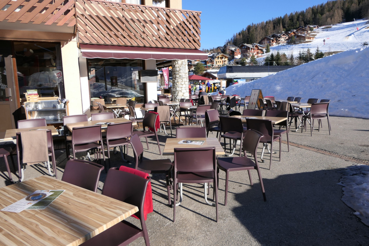 Rilax terrasse - © Office de tourisme de Peisey-Vallandry Rilax terrasse