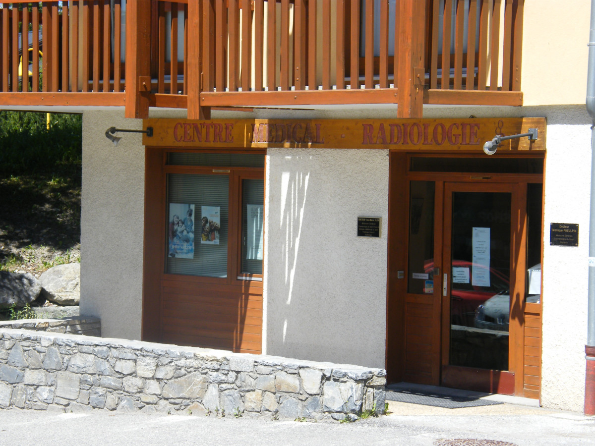 cabinet_medical_ete.jpg cabinet_medical_ete.jpg