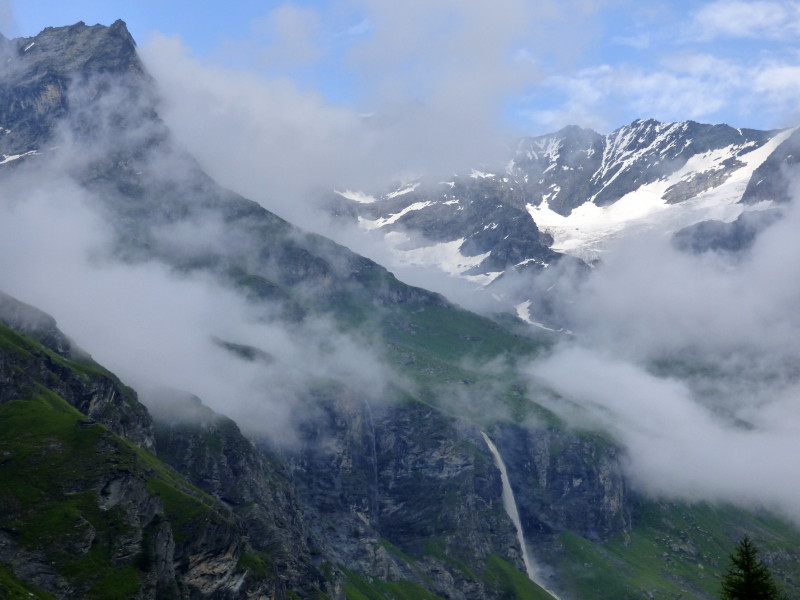cascade_apres_orage_24_juillet_2016_10.jpg cascade_apres_orage_24_juillet_2016_10.jpg