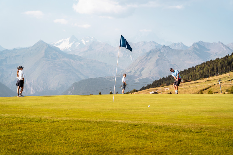 Les Arcs 9-hole golf course_Les Arcs