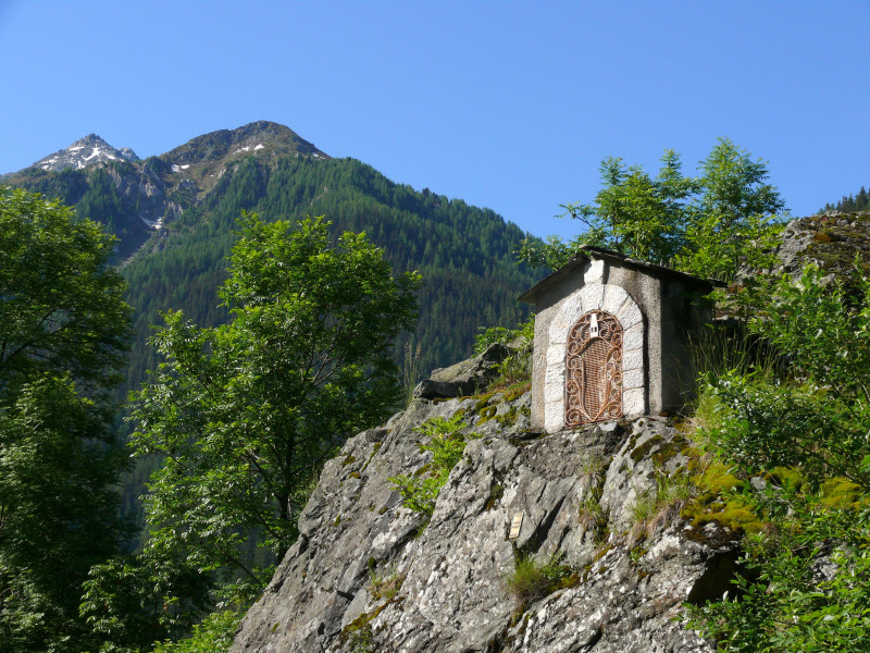 Moulin - Le Villaret par la Tachonière Moulin - Le Villaret par la Tachonière