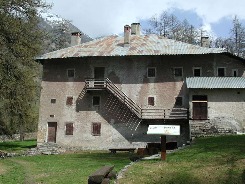 Vue extérieur arrière Vue extérieur arrière