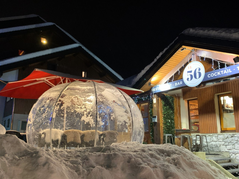 El 56 extérieur  bulle