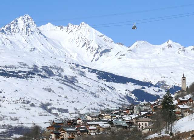 village-de-peisey-2-8358