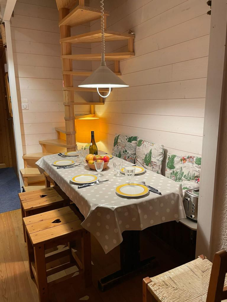 05-table-a-manger-591219