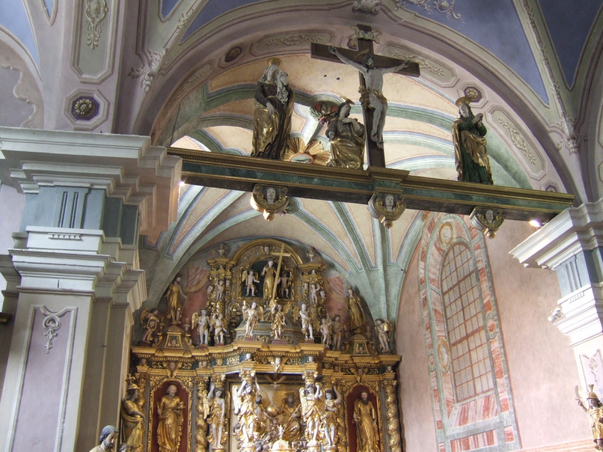 Messe in der Kirche Peisey-Nancroix (Heilige Dreifaltigkeit)_Peisey-Nancroix