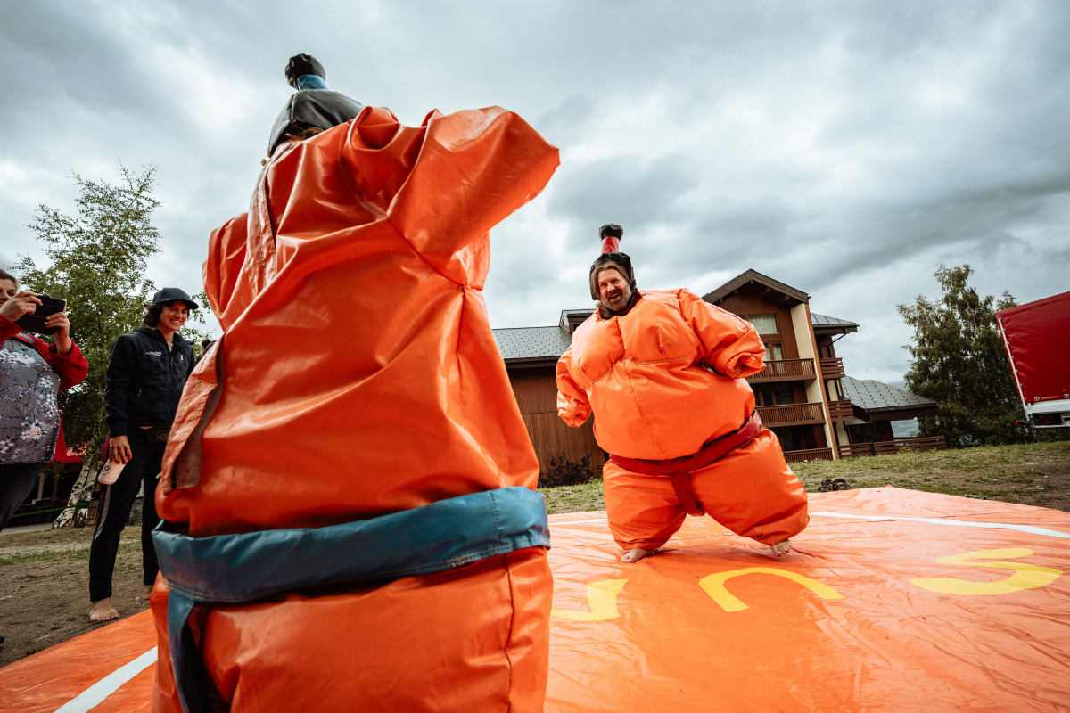 Sumo-Duelle (Kinder gegen Erwachsene)_Peisey-Vallandry