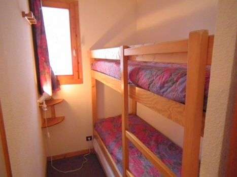 23-nov-2010-lits superposés 23-nov-2010-lits superposés