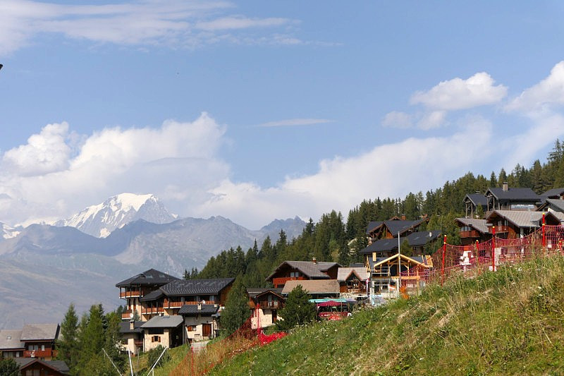 800x600-vue-praz-de-l-ours-1-n-41-2-209283-1452496 800x600-vue-praz-de-l-ours-1-n-41-2-209283-1452496