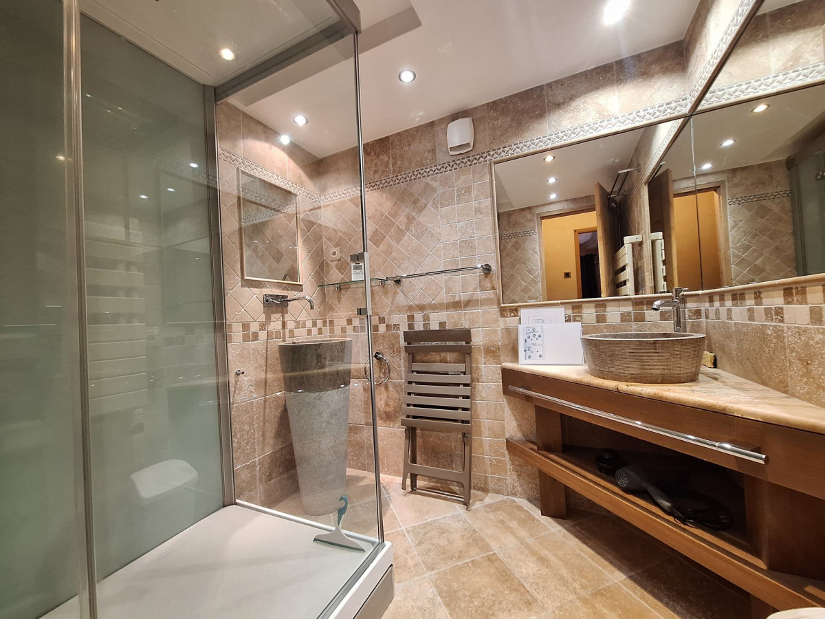 _lv_images__lot_0120390020_14_1307241