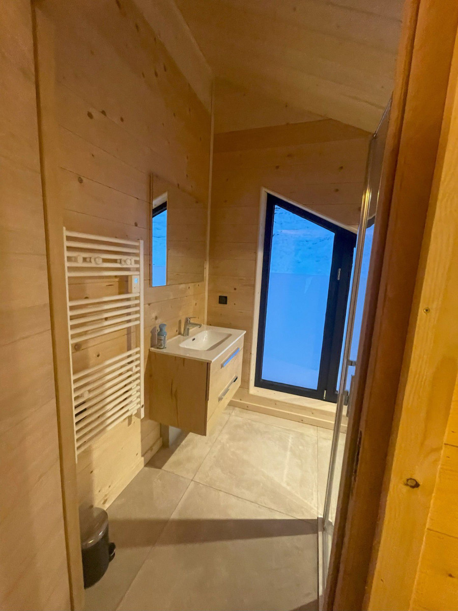 _lv_images__lot_0903000552_13_1385546