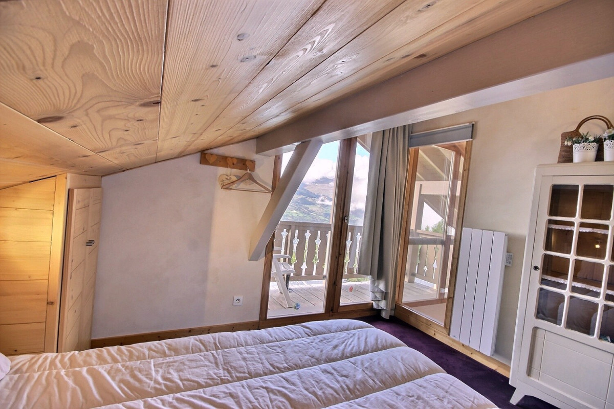 _lv_images__lot_0903000553_07_1435596