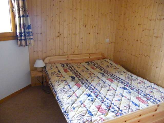 chalet-le-datcha-les-mievres-plan-peisey-chambre