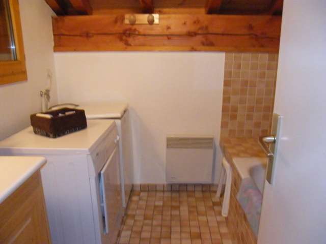 chalet-le-datcha-les-mievres-plan-peisey-salle de bain
