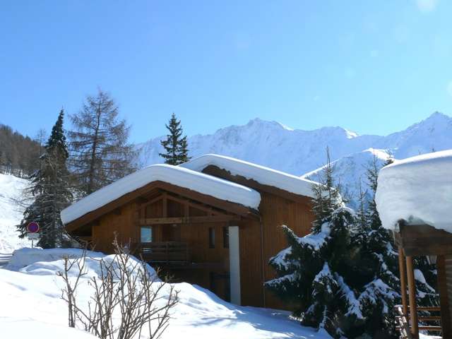chalet-le-datcha-les-mievres-plan-peisey-vue hiver