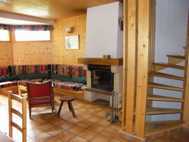 chalet-le-datcha-les-mievres-plan-peisey-séjour