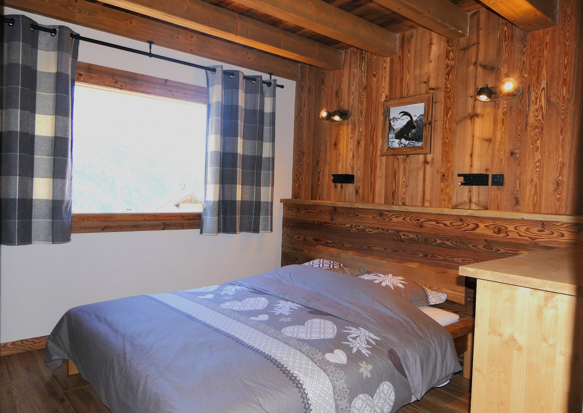 chambre-4-131909-1449816 chambre-4-131909-1449816