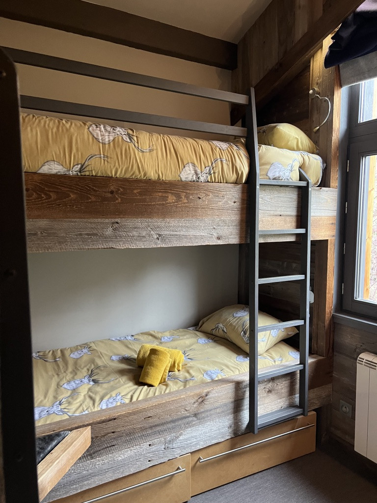chambre-4-lits-1478936 chambre-4-lits-1478936