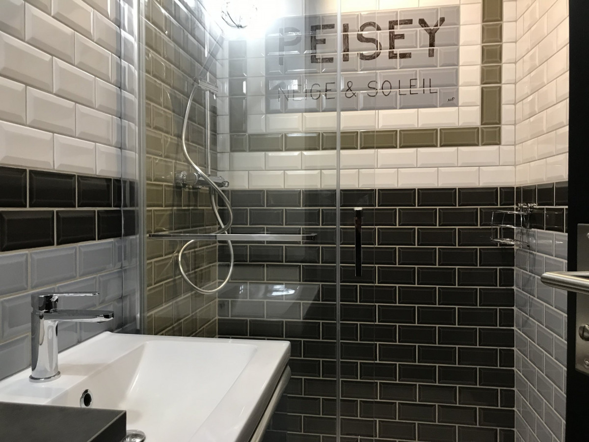 Salle de bain Neige et Soleil B4 Plan-Peisey