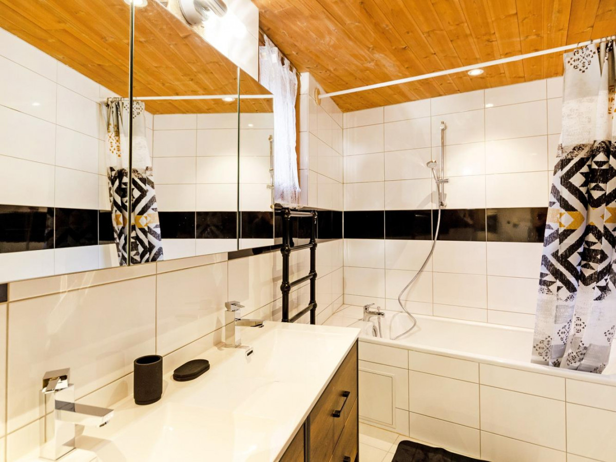 ulysse-badezimmer2-neu-b1611057666-8ed03ceb-1433976