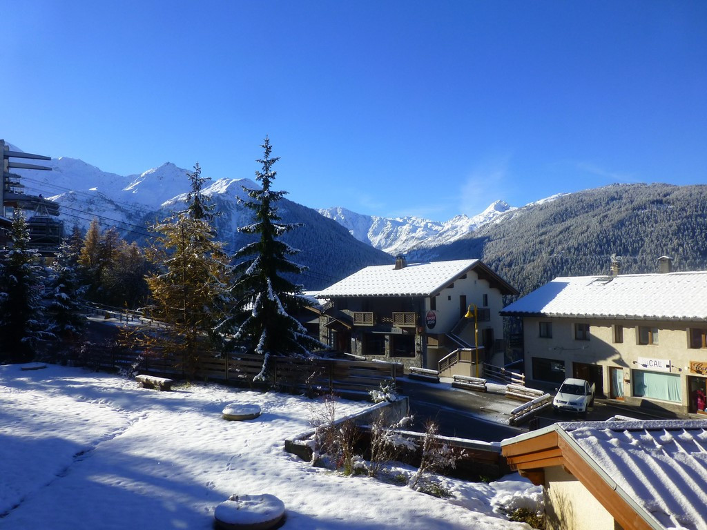 Vue hiver Neige et Soleil B4 Plan-Peisey