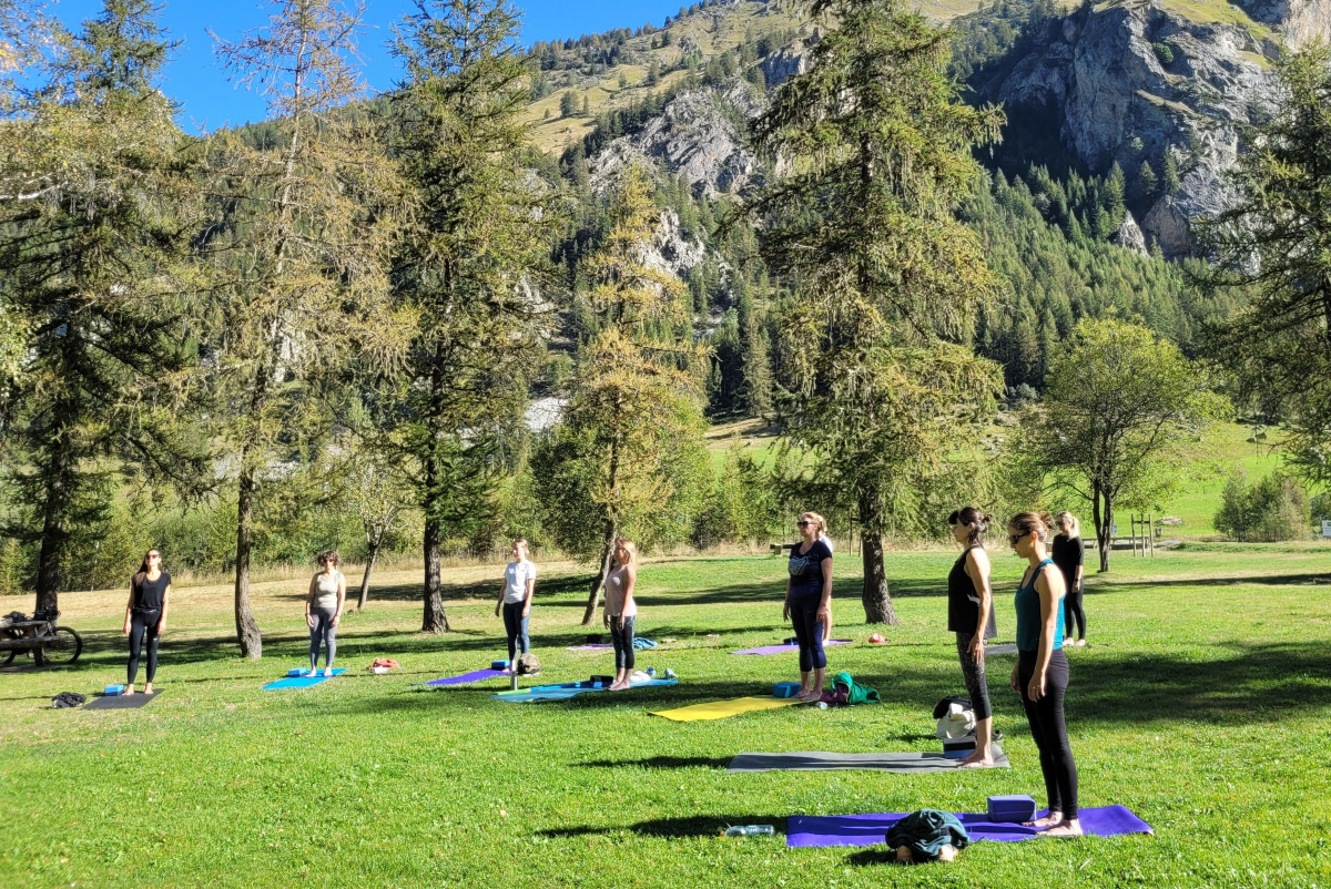 Yoga Rosuel Yoga Rosuel