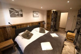 bedroom-6-looking-in-1521810