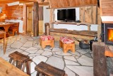 chalet-pierra-menta-sejour-cheminee-53671