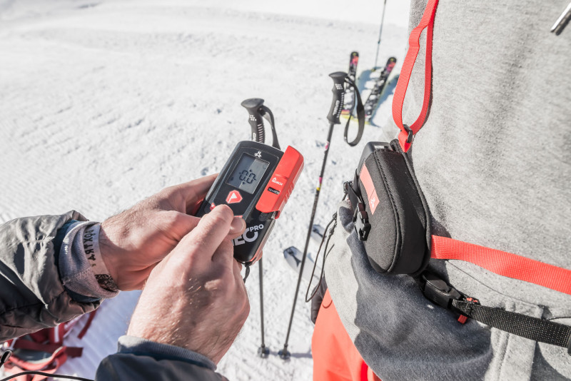 E-scoot test & introduction to off-piste equipment and its use._Peisey-Vallandry