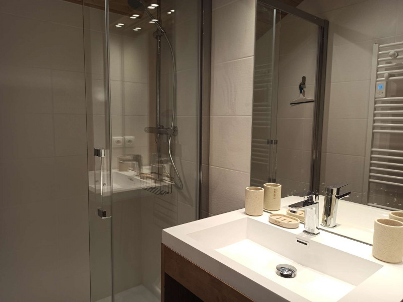 _clients_227321003_photos_52m_1250680