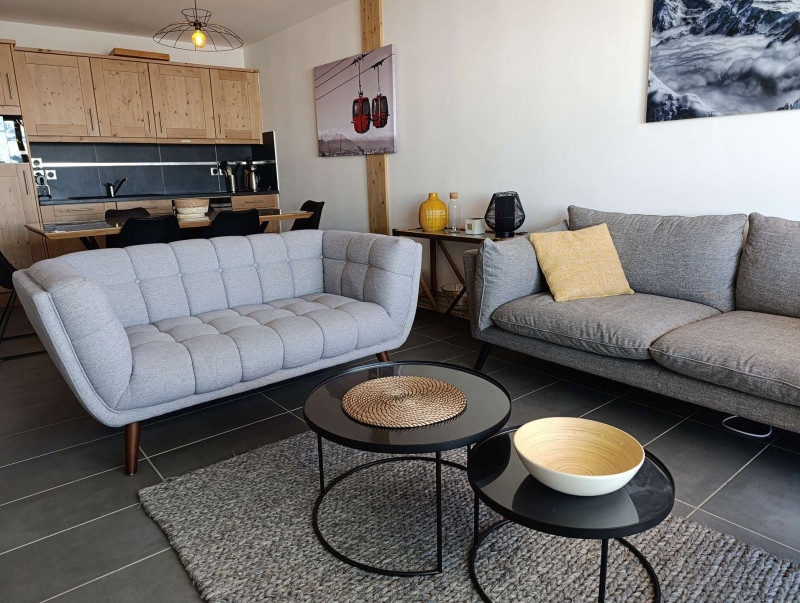 _clients_227321003_photos_85c_1251029