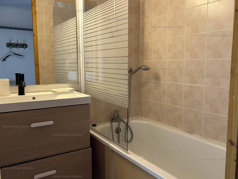 _clients_227321004_photos_20035c_1644241