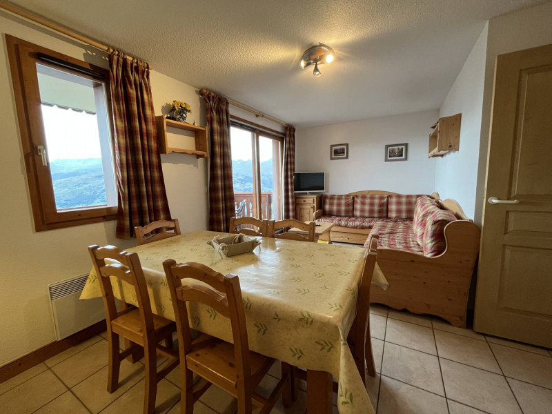_clients_227321004_photos_20040h_1664749