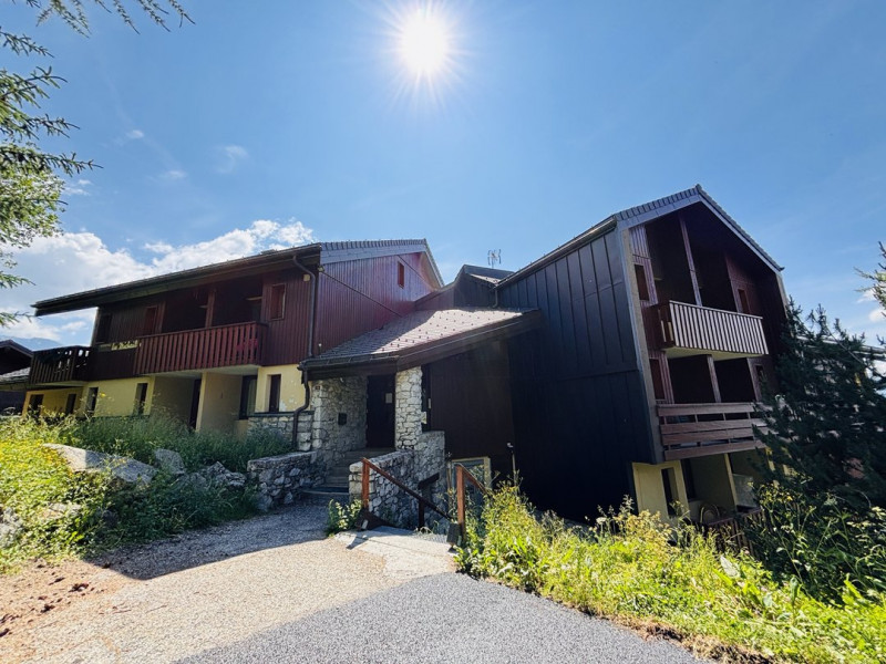 _clients_227321004_photos_20042k_1376905