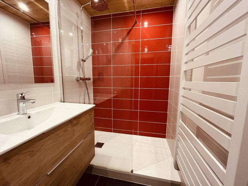_clients_227321004_photos_20081e_1664142