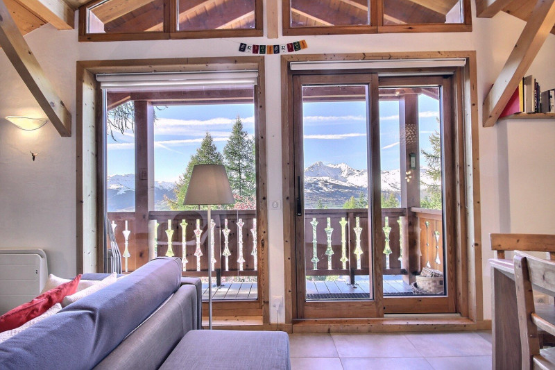 _lv_images__lot_0903000517_01_1296338