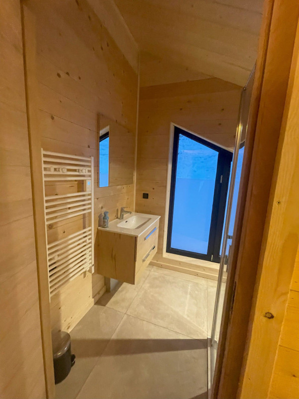 _lv_images__lot_0903000552_13_1460601