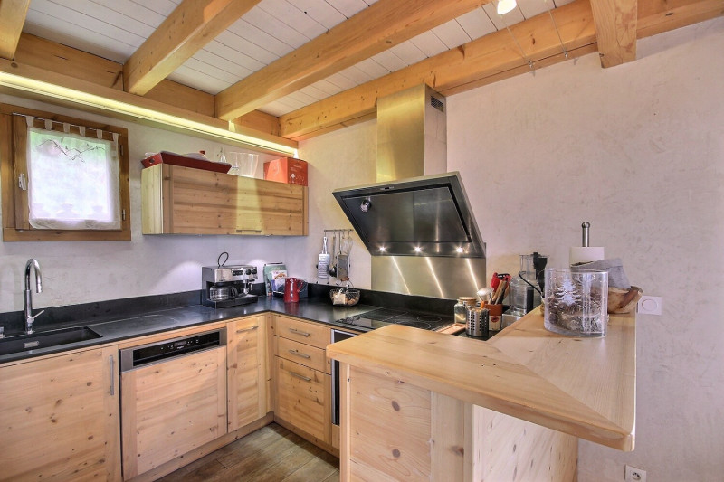 _lv_images__lot_0903000553_05_1425308