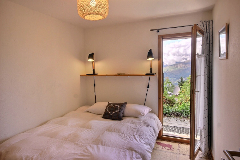 _lv_images__lot_0903000553_09_1485878