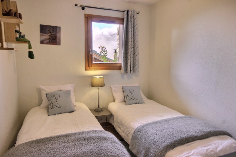 _lv_images__lot_0903000553_10_1388212