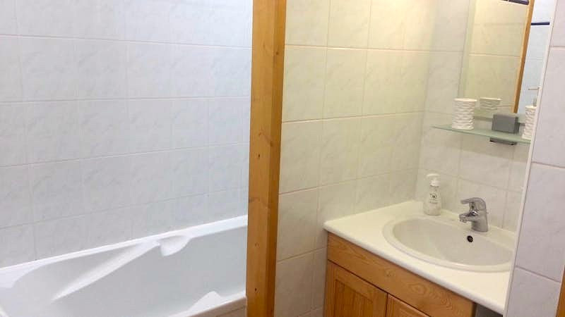 bathroom-696fad5833c7d-1449766