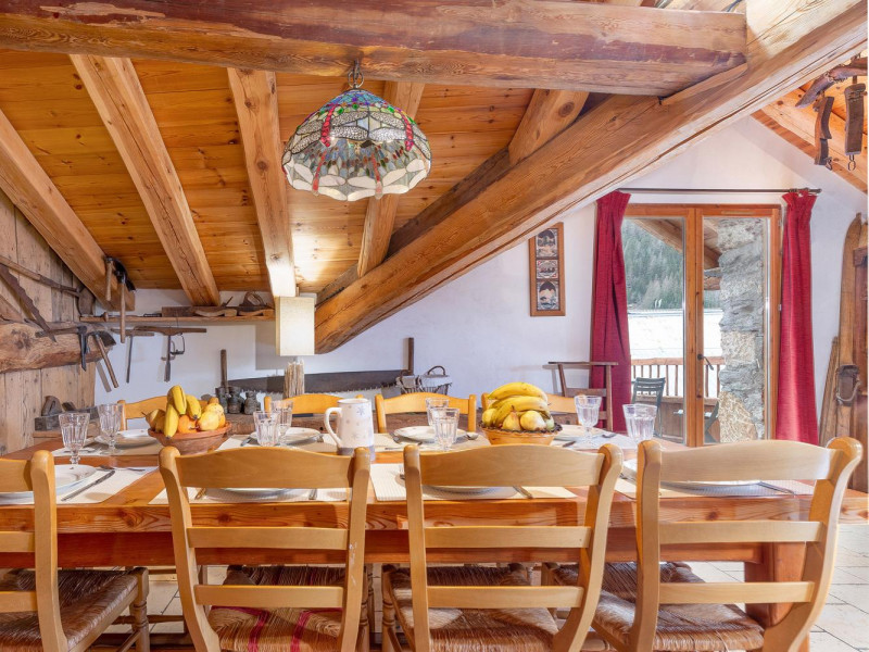 chalet-coeur-du-paradis-essbereich1-neu-b1712754443-4c712f00-409284