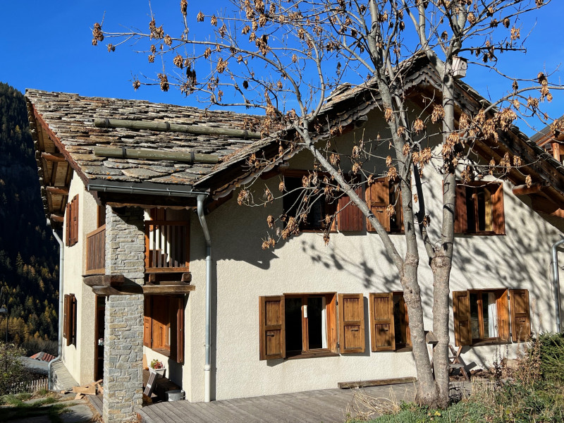 chalet-neige-et-bois-exterieur été