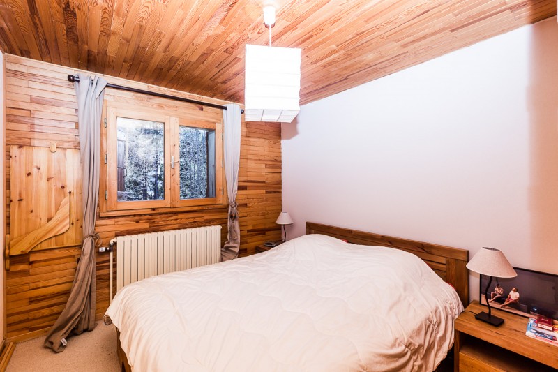 chalet-poyet-15-4-22-chambre-lit-double-bas-64346