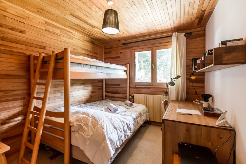 chalet-poyet-15-4-22-chambre-lits-double-et-simple-bas-64325